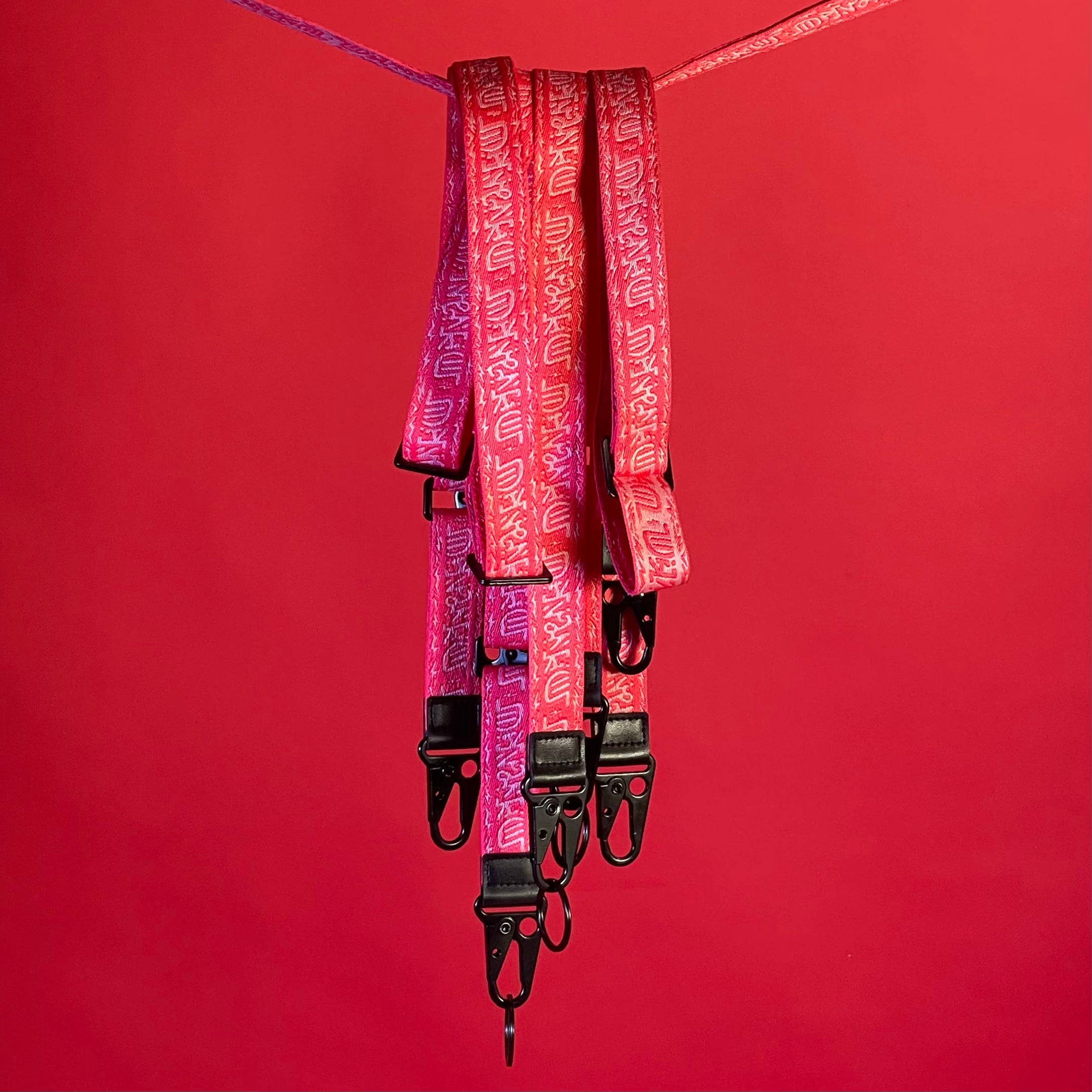 Lanyard DESIGN KILLS ⚡️ Doppio gancio